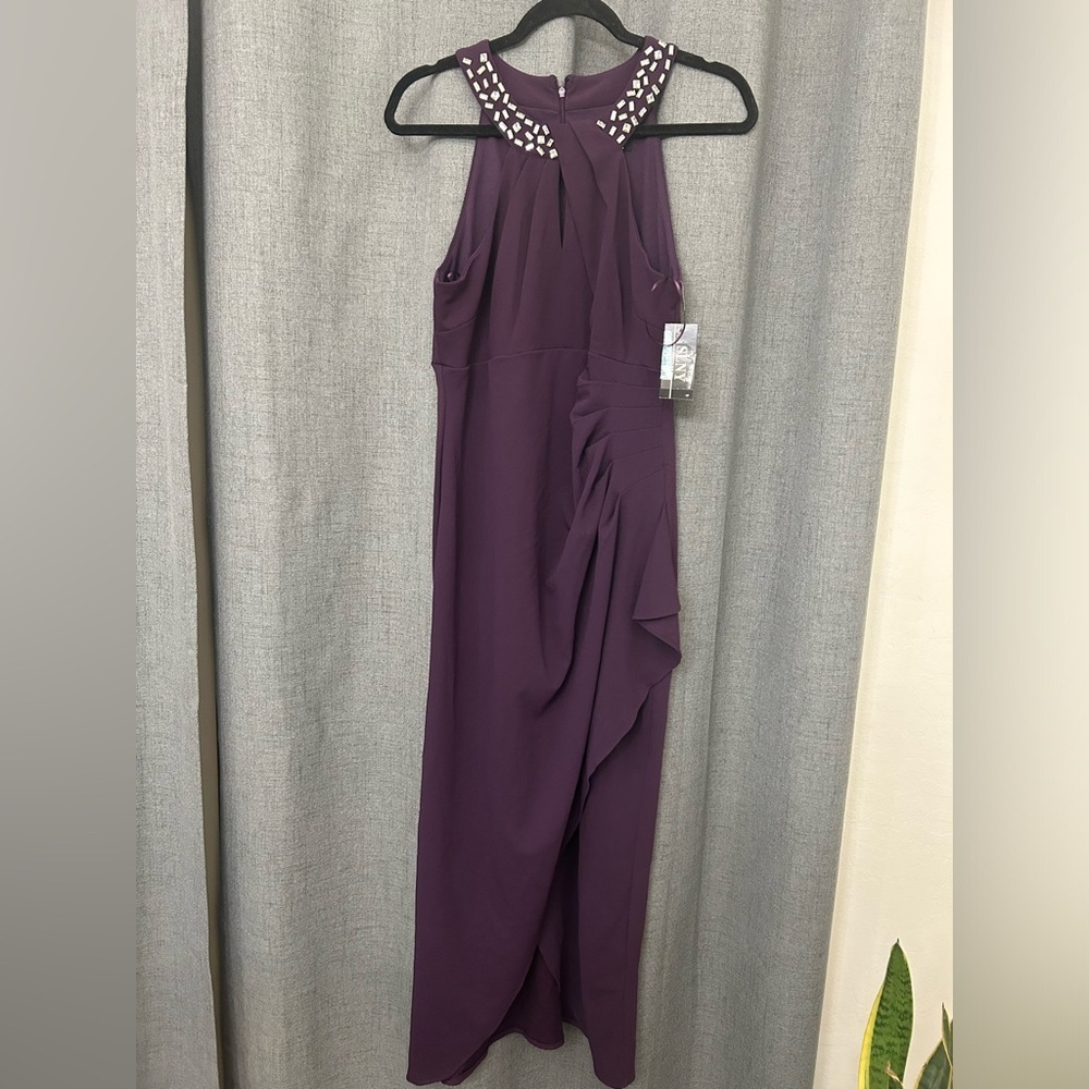 SLNY Women's Long Crepe Dress with Embellished Halter Neckline Size 10P - Picture 4 of 9